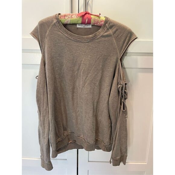 Project Social T Cut Out Lace Detail Sleeve Sweatshirt Taupe Women’s Sz M - Picture 1 of 7